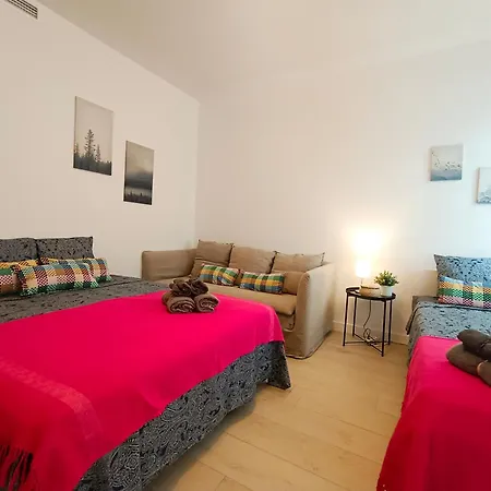 - Ronda Universidad Hostel Barcelona