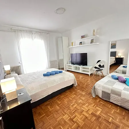 Valencia Bed & Breakfast *