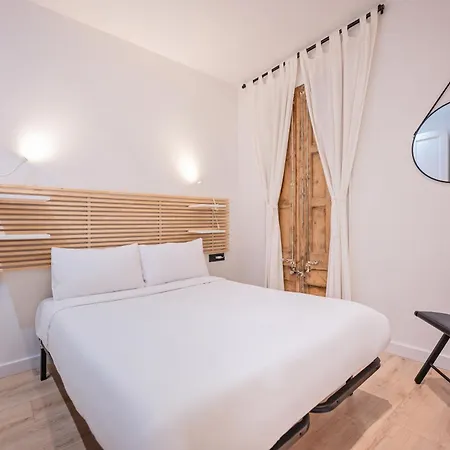 Urgell Apartment *