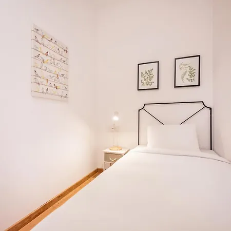 Apartment Urgell