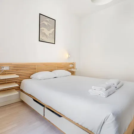 Joan Blanques Apartment *