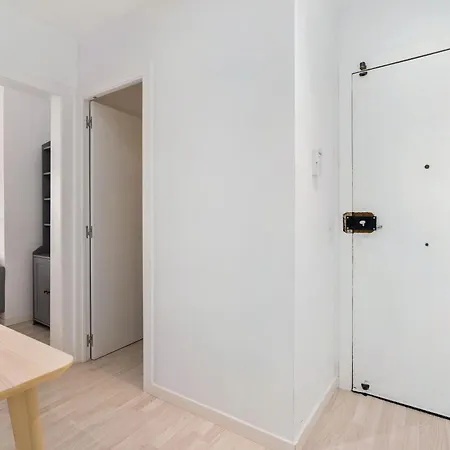 Joan Blanques Apartment *