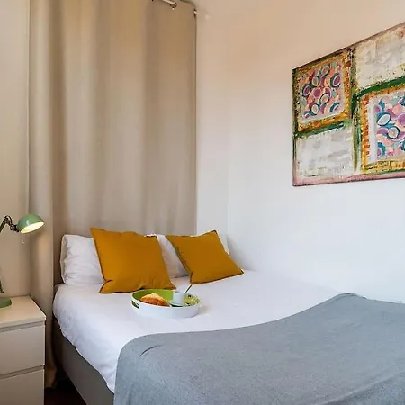 Apartment Canela Homes Atic Barcelona