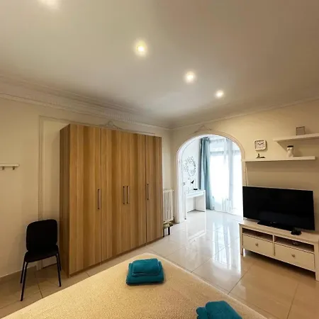 Bed & Breakfast Acogedoras En Gran Via *