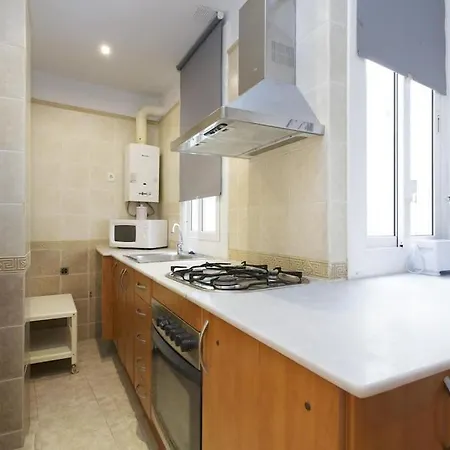 Centrico Zona Ramblas 21y11 Apartment *