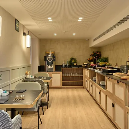 加泰罗尼亚米卡多酒店 酒店