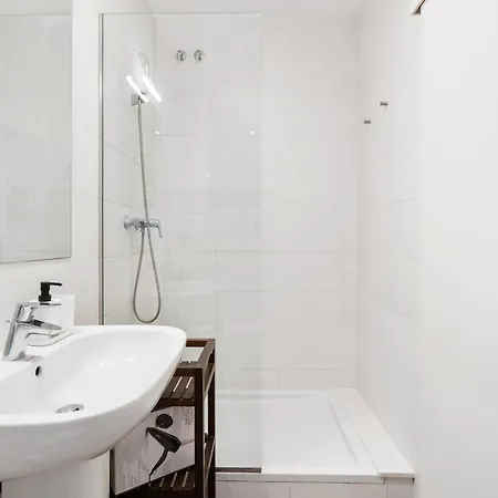Enrique Granados Apartment *