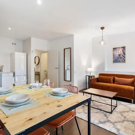 Enrique Granados Apartment Barcelona