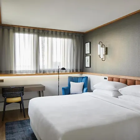 Hotel Four Points By Sheraton Barcelona Airport *