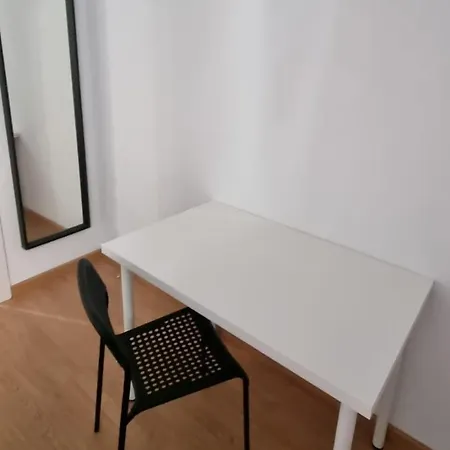 Ostello Ducq In Barcellona
