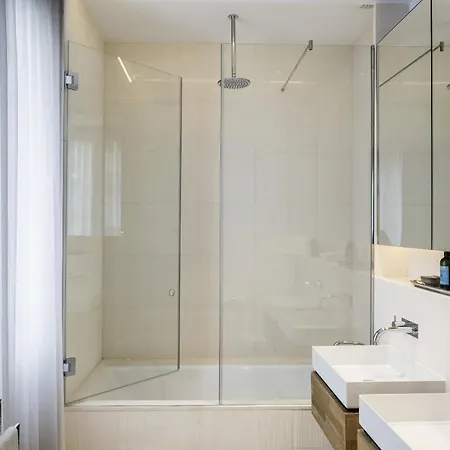 The Onsider - Premium Luxury 4 Bedrooms