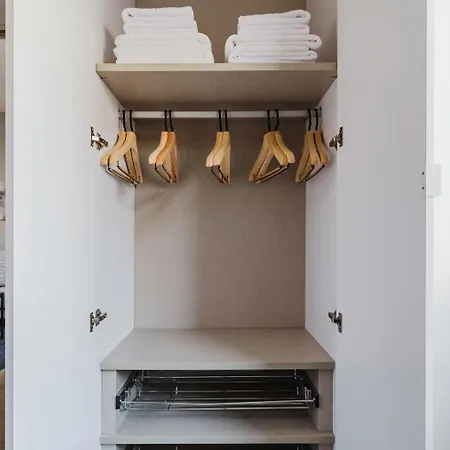 Blueground Sagrada Familia Washer Ac Bcn-158 Apartamento