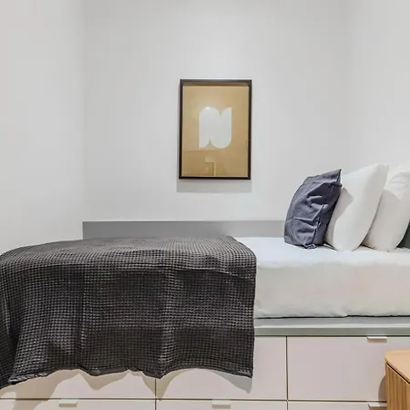 Blueground Sagrada Familia Washer Ac Bcn-158 Apartment *