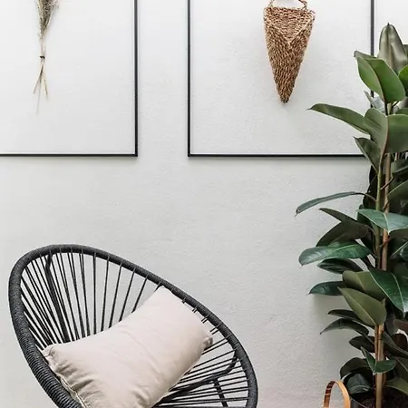 Serrat - 1 Bedroom And Office In Poblenou Barcelona