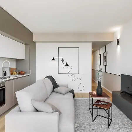 Serrat - 1 Bedroom And Office In Poblenou Apartment