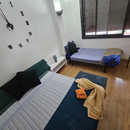 Meridiana Nino House * ברצלונה