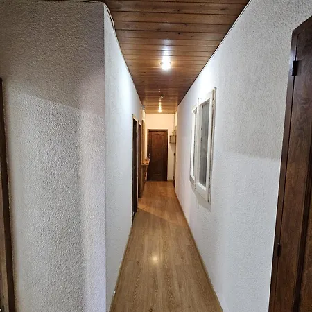 Meridiana Nino House מלון קפסולה *
