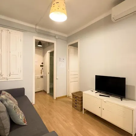 Fuer 3 Personen Ca 40 Qm In Barcelona-gracia, Costa Brava Costa Del Maresme