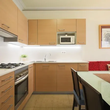 Fuer 6 Personen Ca 85 Qm In Barcelona-ciutat Vella, Costa Brava Costa Del Maresme *