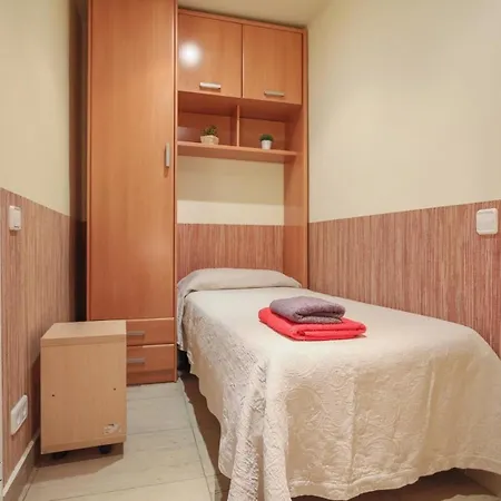 Fuer 6 Personen Ca 85 Qm In Barcelona-ciutat Vella, Costa Brava Costa Del Maresme * Barcelona