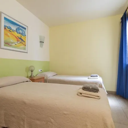 Apartment Fuer 6 Personen Ca 85 Qm In Barcelona-ciutat Vella, Costa Brava Costa Del Maresme