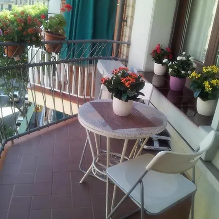 Fuer 6 Personen Ca 85 Qm In Barcelona-ciutat Vella, Costa Brava Costa Del Maresme Barcelona