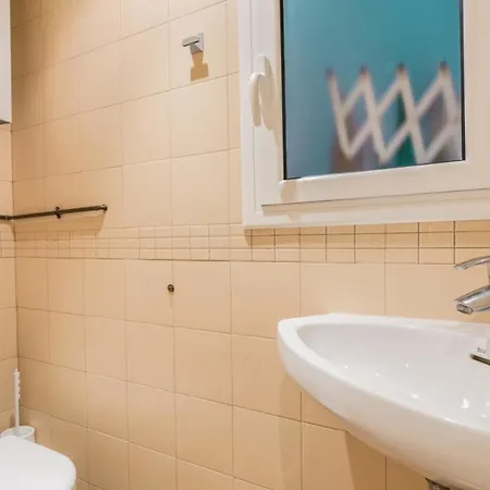 Apartment Fuer 3 Personen Ca 50 Qm In Barcelona-eixample, Costa Brava Costa Del Maresme Barcelona