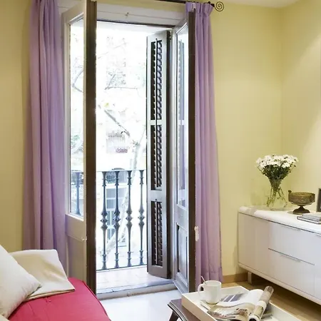 Apartment Fuer 3 Personen Ca 50 Qm In Barcelona-eixample, Costa Brava Costa Del Maresme *