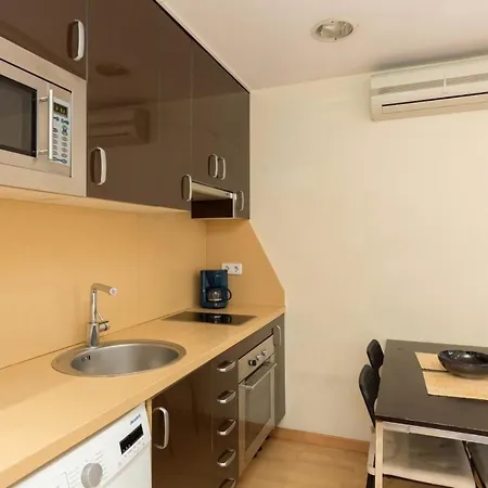 Apartment Fuer 3 Personen Ca 50 Qm In Barcelona-eixample, Costa Brava Costa Del Maresme