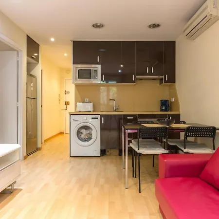 Fuer 3 Personen Ca 50 Qm In Barcelona-eixample, Costa Brava Costa Del Maresme Apartment Barcelona