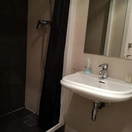 Apartment Fuer 3 Personen Ca 40 Qm In Barcelona-gracia, Costa Brava Costa Del Maresme Barcelona