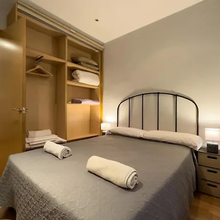 Ferienwohnung Fuer 3 Personen Ca 38 Qm In Barcelona-gracia, Costa Brava Costa Del Maresme *