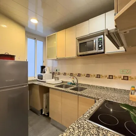 Apartment Ferienwohnung Fuer 3 Personen Ca 38 Qm In Barcelona-gracia, Costa Brava Costa Del Maresme