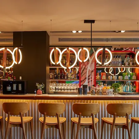 Indigo Granvia Plaza Espana, An Ihg Отель Барселона