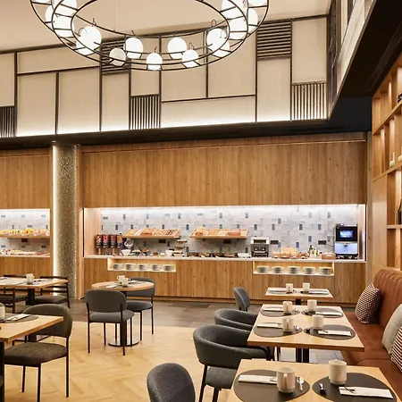 Four Points By Sheraton Barcelona Airport Hotel *