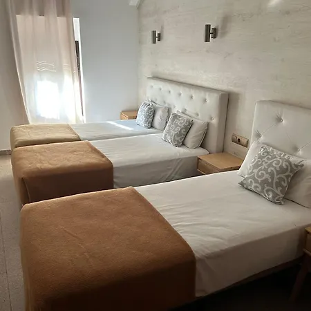Lejlighedshotel Rambla108 3*
