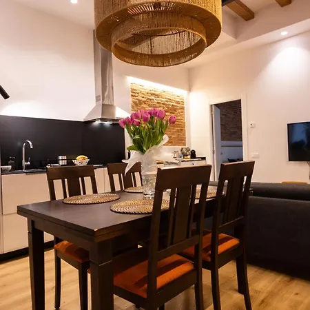 Poble Sec Charming Apartment *