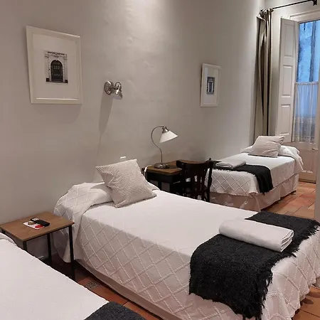 Pensjonat Casa Consell Gran Via, 2*