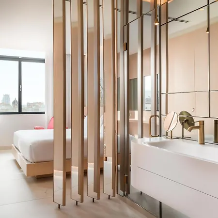 Hotel 45 Times 4*
