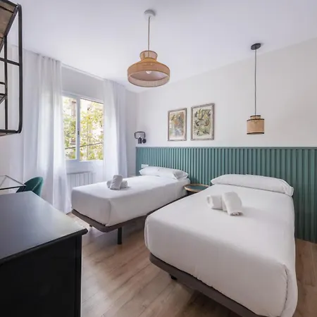 Bebarceloner Eixample Apartments- 4 Bedrooms Appartement Barcelone