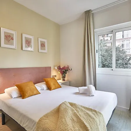 Lägenhet Bbarcelona Modern Eixample Flat *