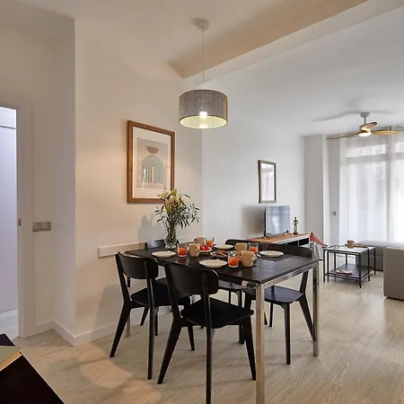 Bbarcelona Modern Eixample Flat
