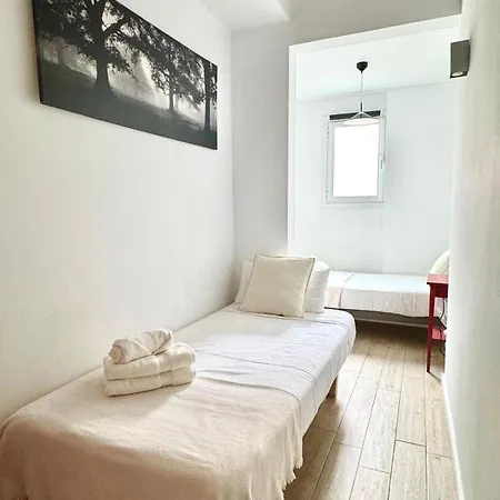 Apartment Lovely Flat At Sagrada Familia