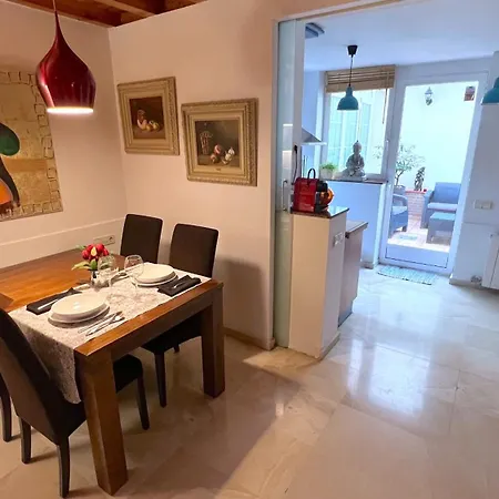 Retiro Urbano En Sants, Tu Hogar En *