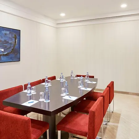 Nh Stadium Hotell 4*