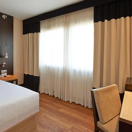 Hotell Nh Stadium Barcelona