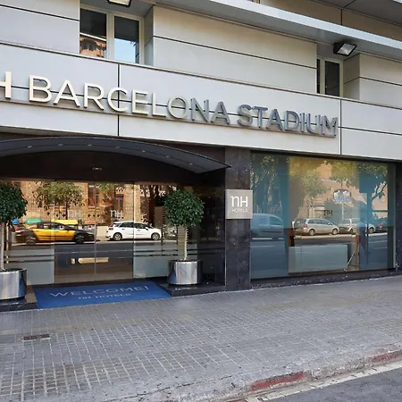 Nh Stadium מלון 4*