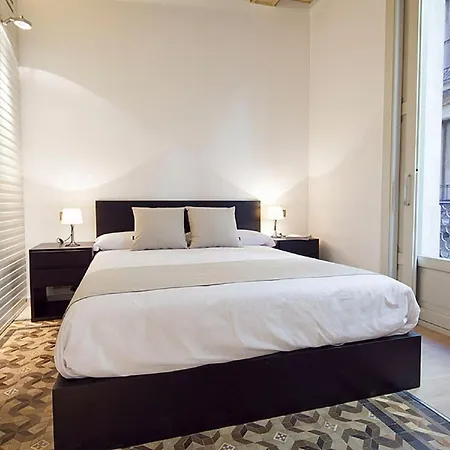 Ola Living Portaferrissa Apartamento *