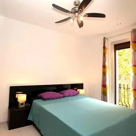 Apartamento Modern Pad In A Great Old Barrio *