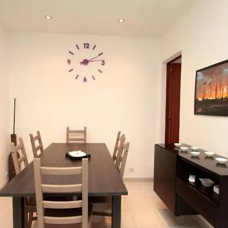 Modern Pad In A Great Old Barrio Apartamento